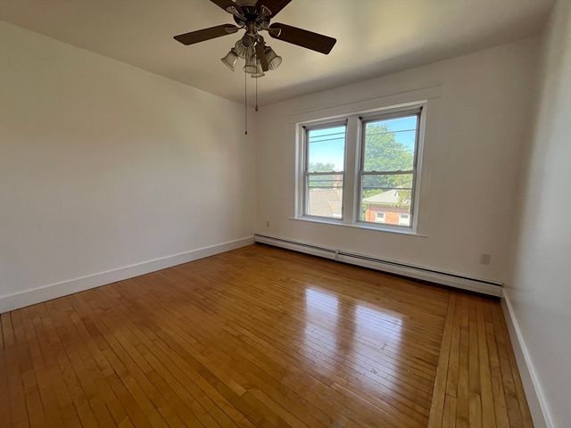 29 Irving Street 8, Worcester, MA 01609
