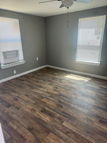 807 N Front, Fort Stockton, TX 79735