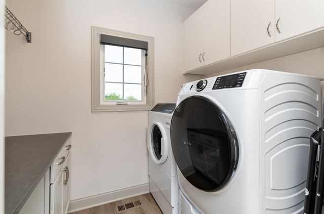 6111 NE Briarwood Drive, Ankeny, IA 50021