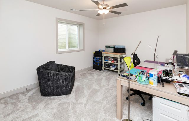 6111 NE Briarwood Drive, Ankeny, IA 50021