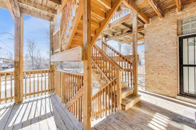 313 E 60th Street 1, Chicago, IL 60637