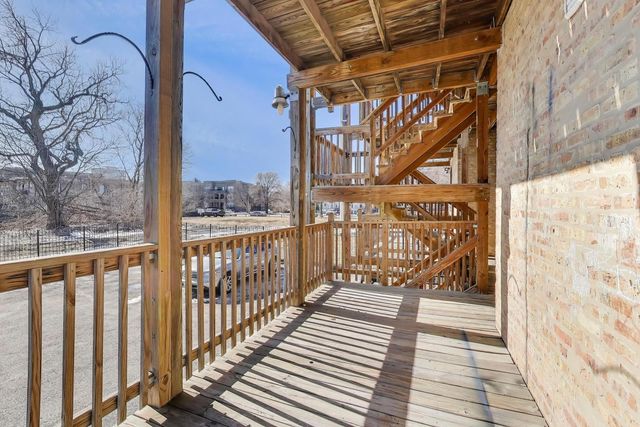 313 E 60th Street 1, Chicago, IL 60637