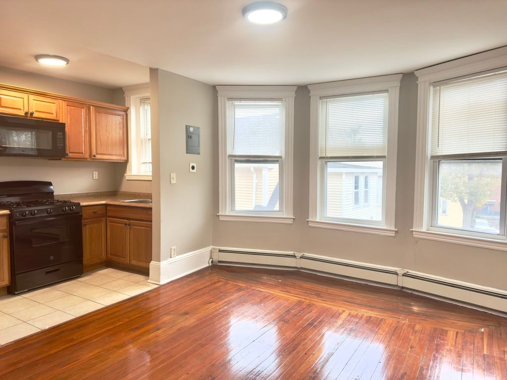 124 Green Street 504, Lynn, MA 01902