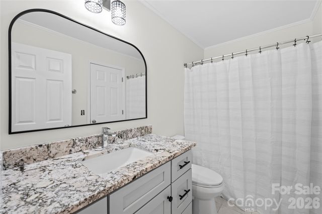 10 Orchard Place, Weaverville, NC 28787