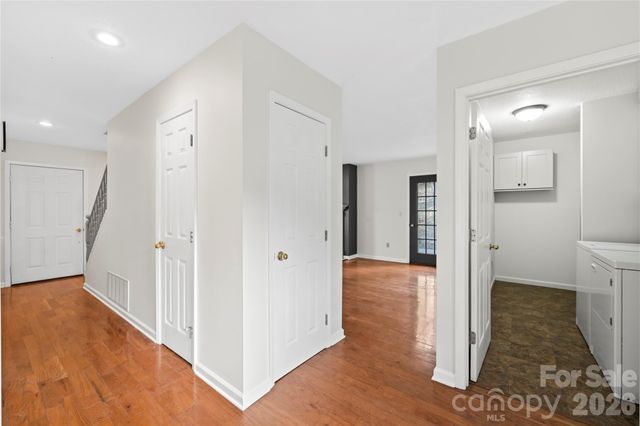 10 Orchard Place, Weaverville, NC 28787