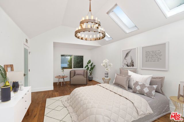 2250 Nichols Canyon Road, Los Angeles, CA 90046