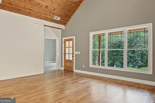 5240 Highway 17, Clarkesville, GA 30523