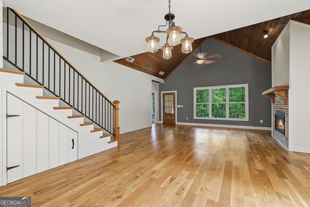 5240 Highway 17, Clarkesville, GA 30523