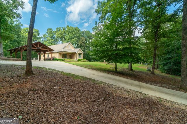 5240 Highway 17, Clarkesville, GA 30523