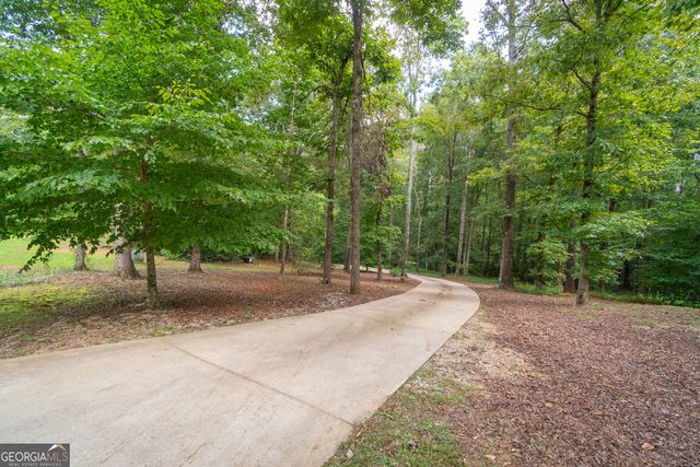 5240 Highway 17, Clarkesville, GA 30523