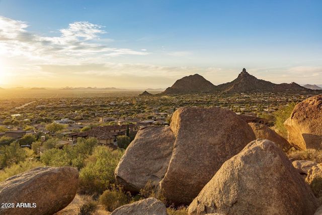 10942 E BUCKSKIN Trail 29, Scottsdale, AZ 85255