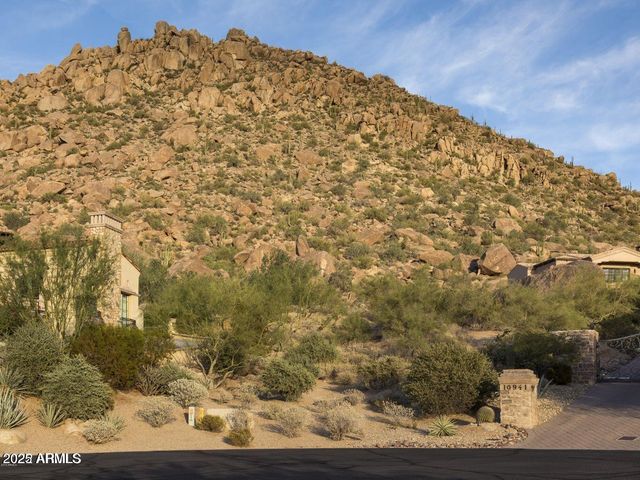 10942 E BUCKSKIN Trail 29, Scottsdale, AZ 85255