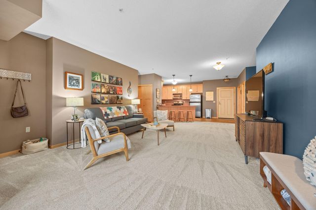 2530 E 34th Street 106, Minneapolis, MN 55406