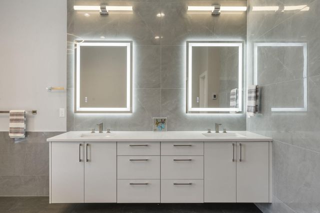 208 N Glengary Drive, Nixa, MO 65714