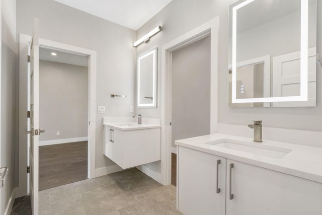 208 N Glengary Drive, Nixa, MO 65714