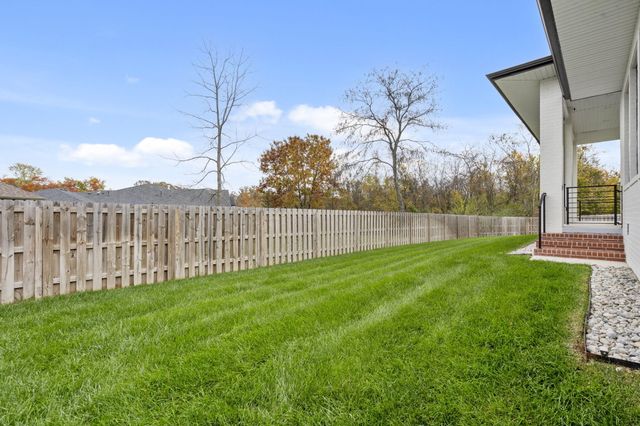 208 N Glengary Drive, Nixa, MO 65714