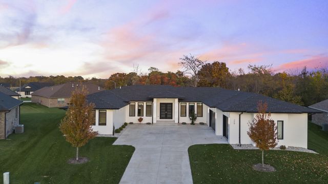 208 N Glengary Drive, Nixa, MO 65714
