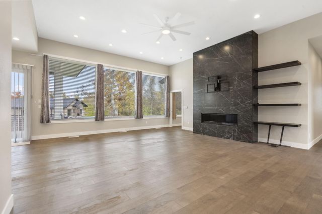 208 N Glengary Drive, Nixa, MO 65714