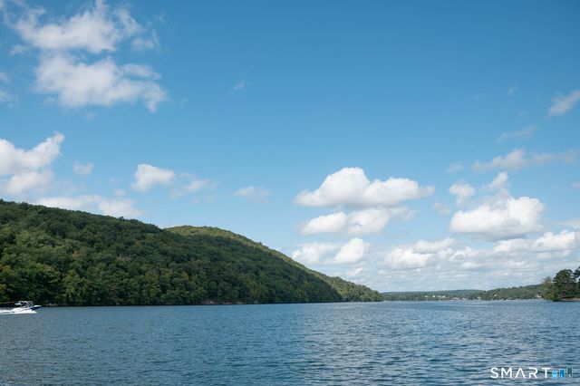 4 Anchor Street, Danbury, CT 06811