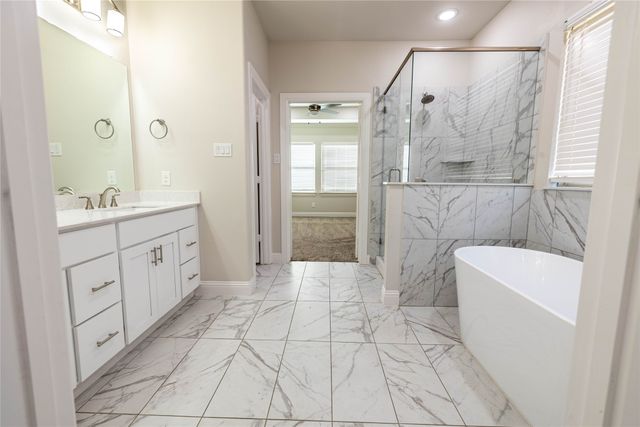 105 Rosemary Drive, Azle, TX 76020