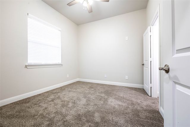 105 Rosemary Drive, Azle, TX 76020