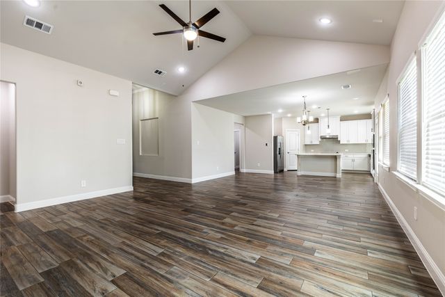 105 Rosemary Drive, Azle, TX 76020