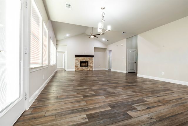 105 Rosemary Drive, Azle, TX 76020