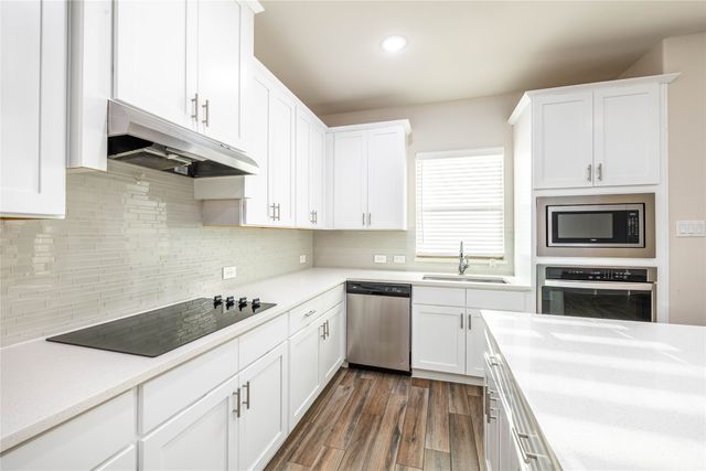 105 Rosemary Drive, Azle, TX 76020