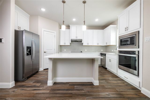 105 Rosemary Drive, Azle, TX 76020