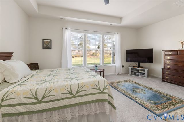 10472 Chickahominy Falls Ln, Glen Allen, VA 23059