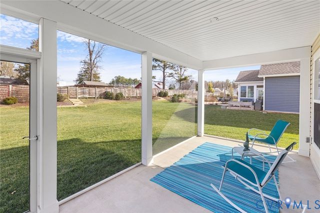 10472 Chickahominy Falls Ln, Glen Allen, VA 23059