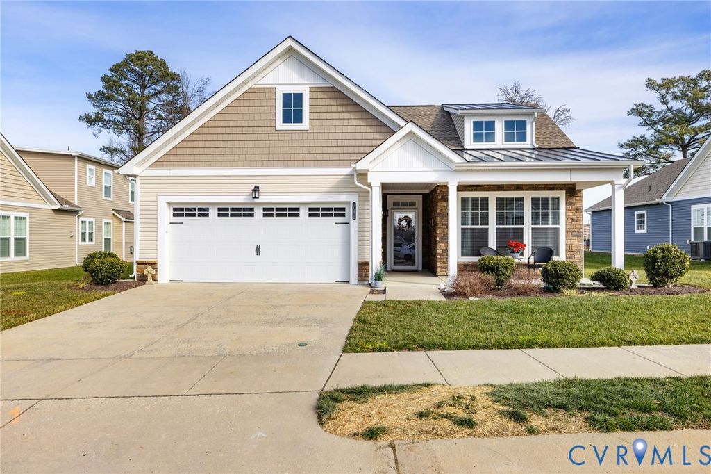 10472 Chickahominy Falls Ln, Glen Allen, VA 23059