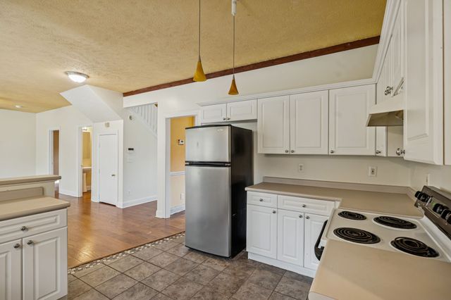 7216 Glenwood Dr, Fairview, TN 37062