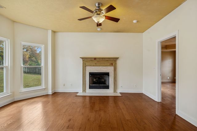 7216 Glenwood Dr, Fairview, TN 37062