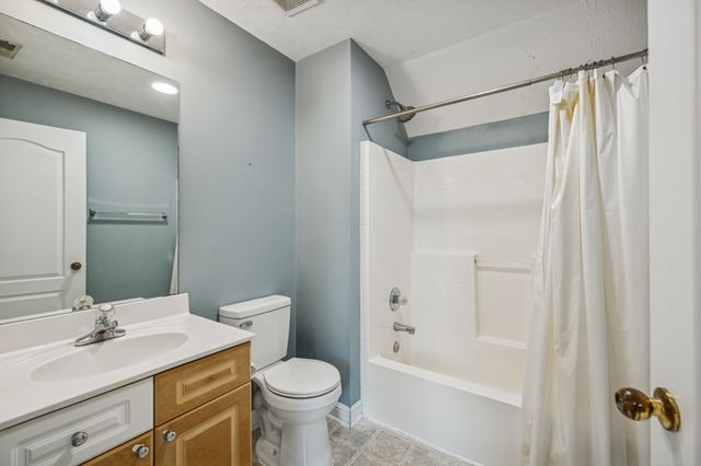 7216 Glenwood Dr, Fairview, TN 37062