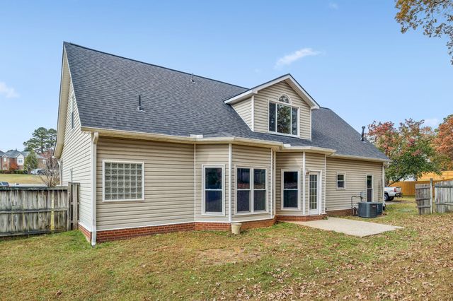 7216 Glenwood Dr, Fairview, TN 37062