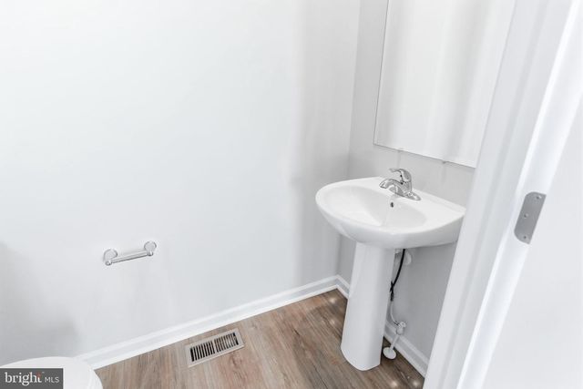 218 MONTEITH DR, Winchester, VA 22601