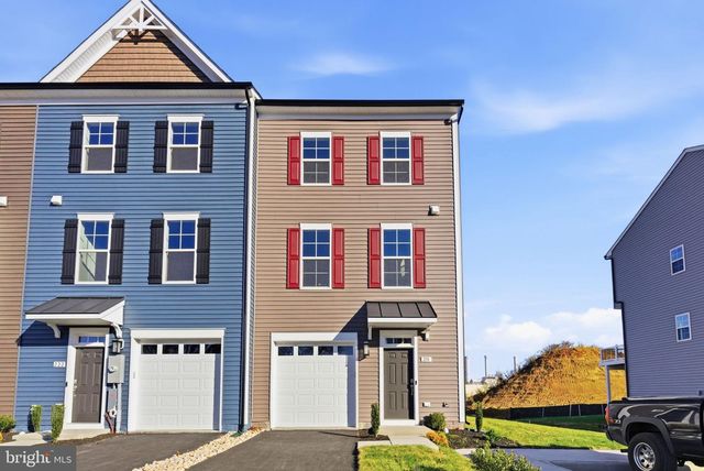 218 MONTEITH DR, Winchester, VA 22601