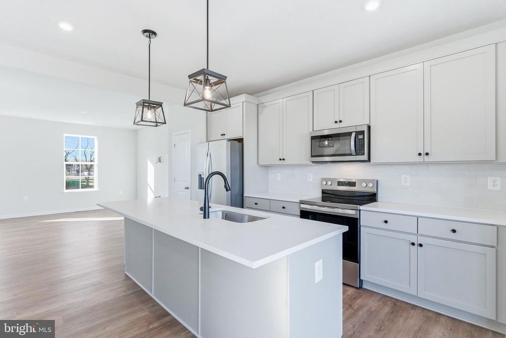 218 MONTEITH DR, Winchester, VA 22601