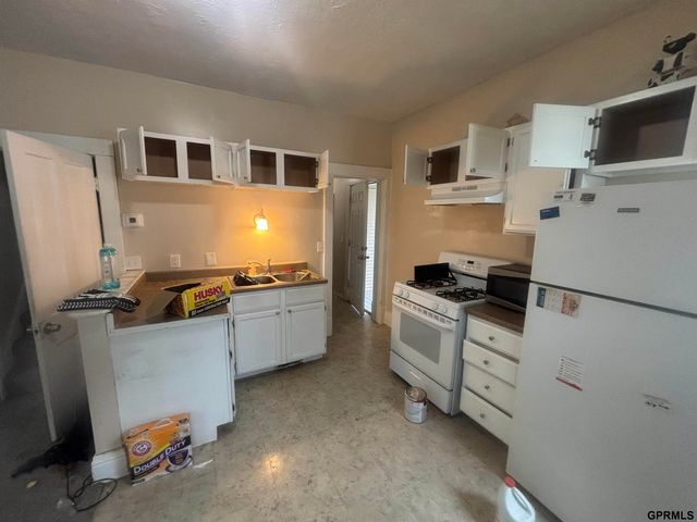 3420 Seward Street, Omaha, NE 68111