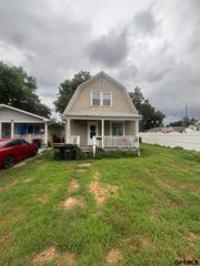 3420 Seward Street, Omaha, NE 68111