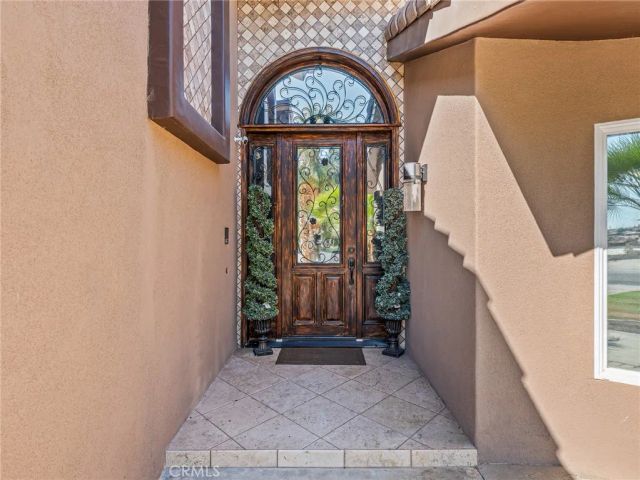 18160 Harbor Drive, Victorville, CA 92395