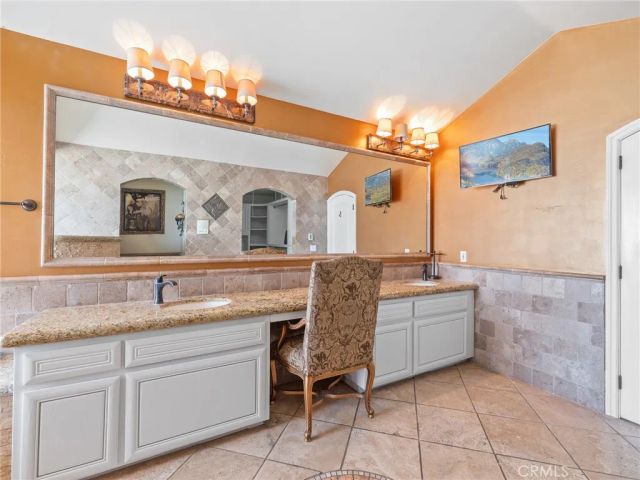 18160 Harbor Drive, Victorville, CA 92395