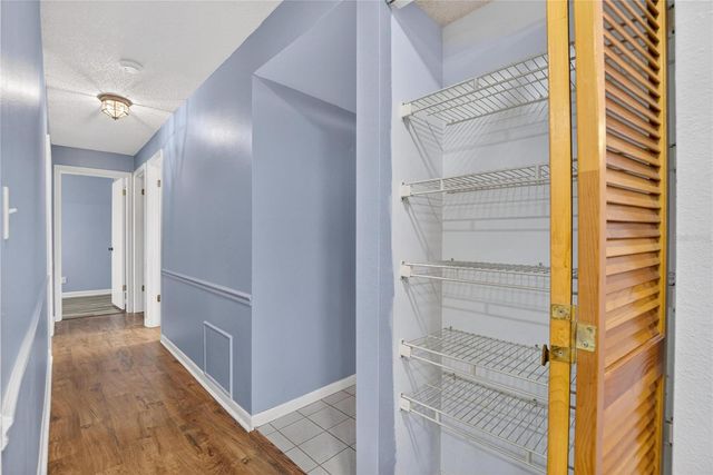 7933 PINE DRIVE 37, Temple Terrace, FL 33637