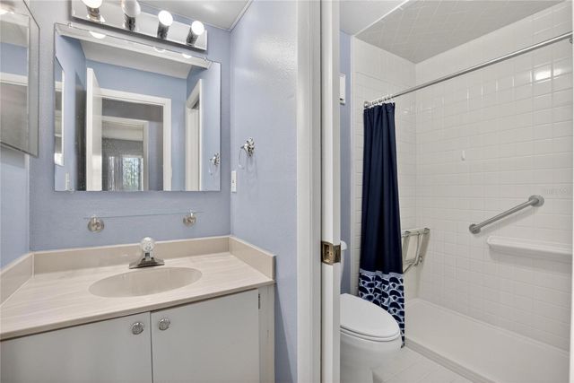 7933 PINE DRIVE 37, Temple Terrace, FL 33637