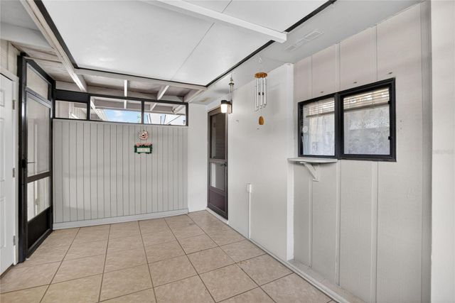 7933 PINE DRIVE 37, Temple Terrace, FL 33637