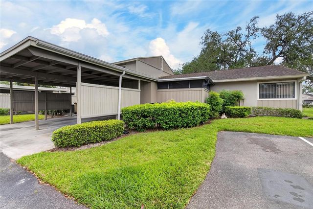 7933 PINE DRIVE 37, Temple Terrace, FL 33637