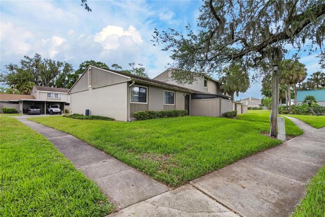 7933 PINE DRIVE 37, Temple Terrace, FL 33637