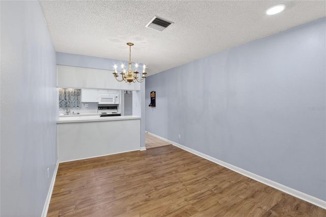 7933 PINE DRIVE 37, Temple Terrace, FL 33637