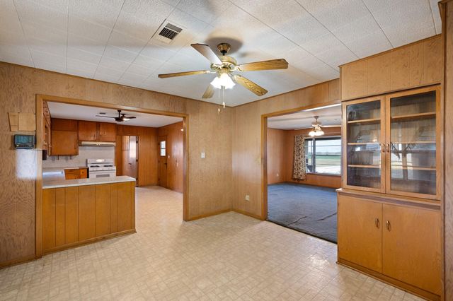 314 County Road 233, Wharton, TX 77488